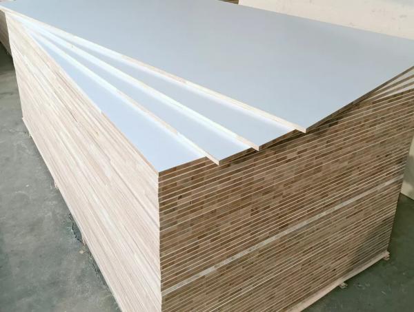 HPL Blockboard/Block Board for Cabinet HPL Blockboard/Block Board for Cabinet